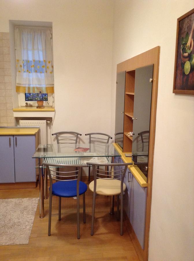 Family Stay In Lviv Luaran gambar